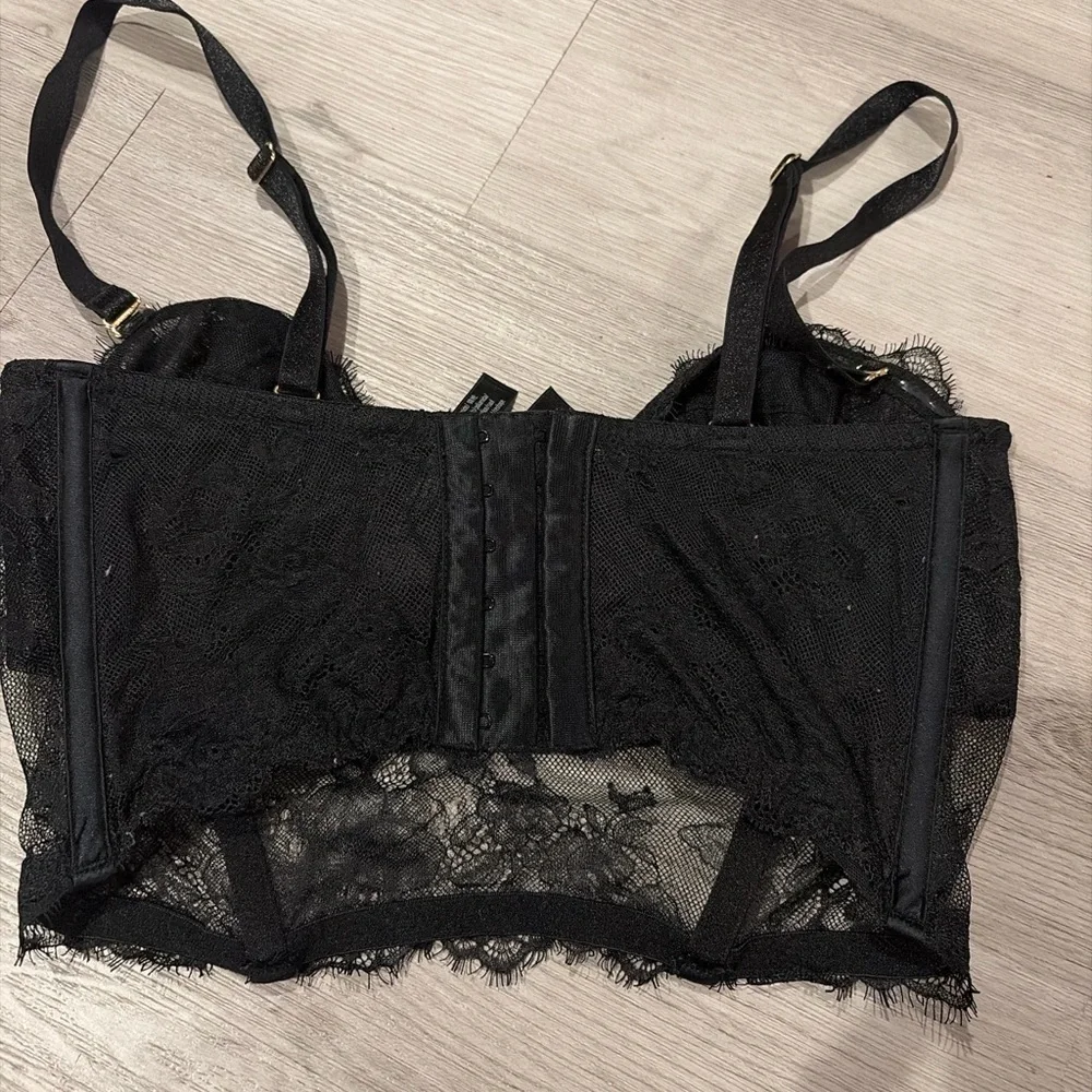 Elegant Black Lace Bralette 1494